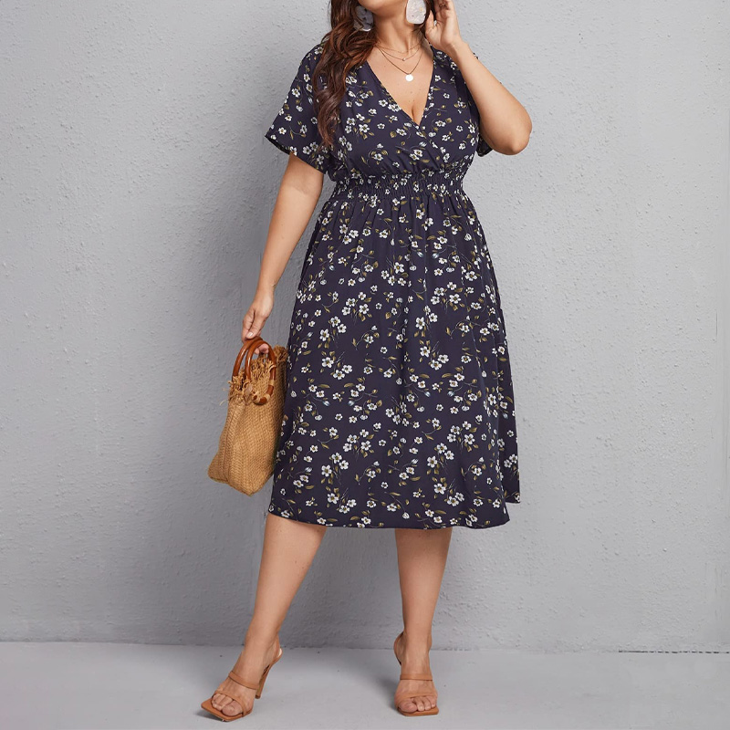 プラスサイズのレディースドレス、フラワープリントウエストAラ - Romper Floral Print のレビューと価格