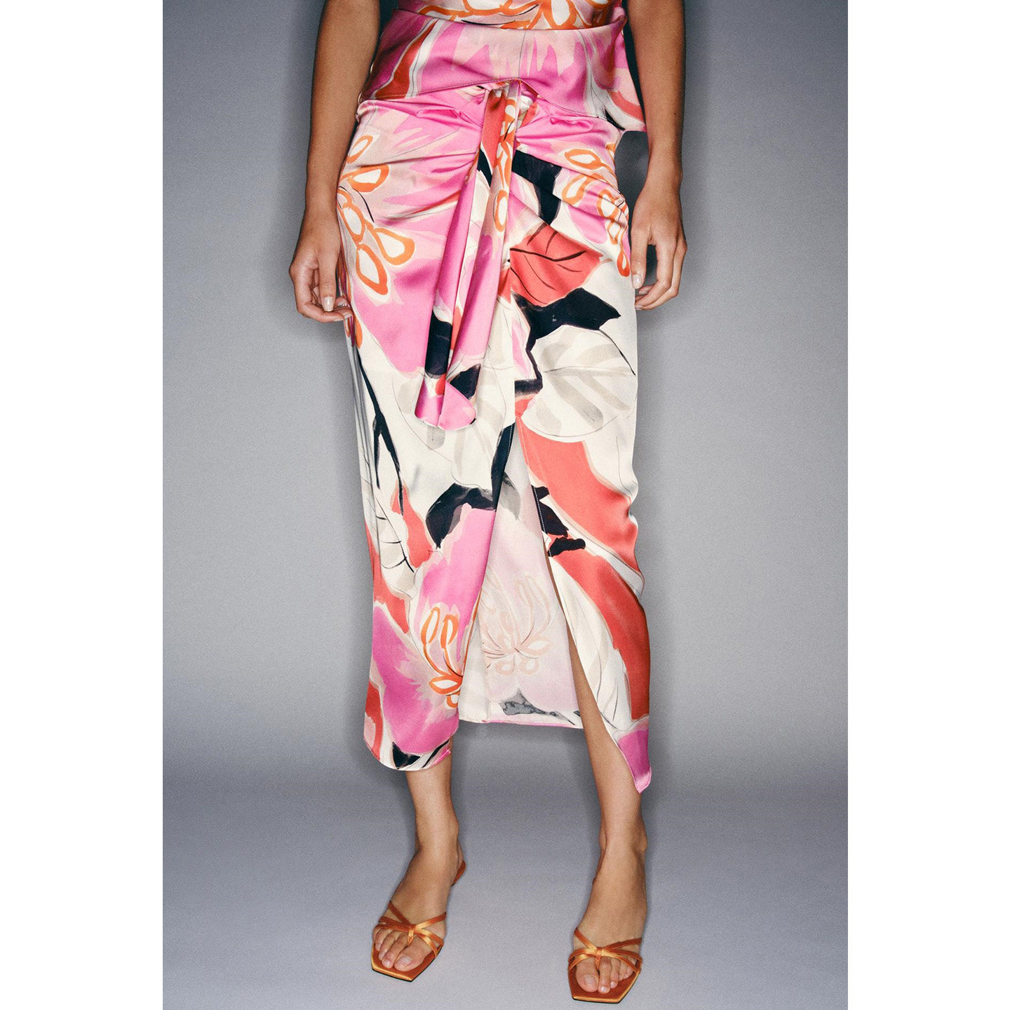 ハイウエストミディスカート、ラウンドネックノースリーブガウン - Midi Skirt Floral のレビューと価格